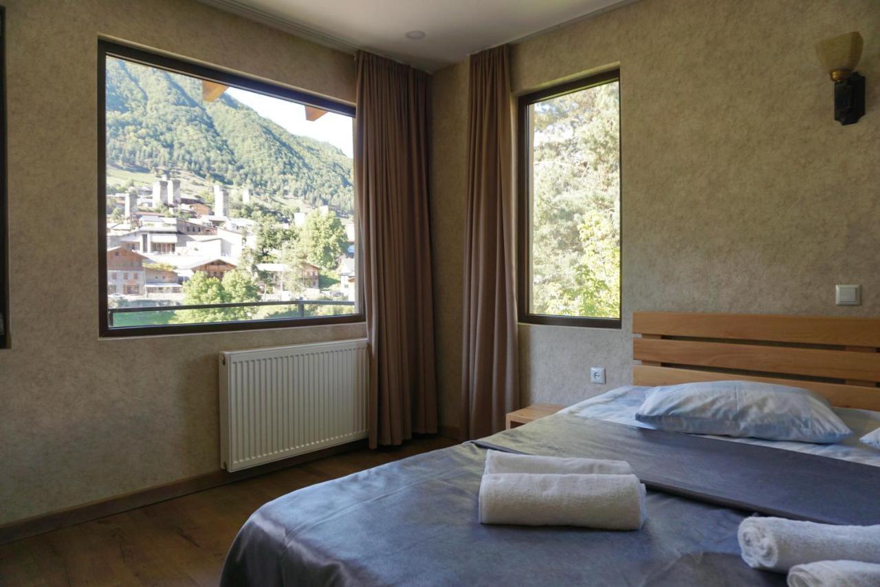Mestia Panorama Bagian luar foto