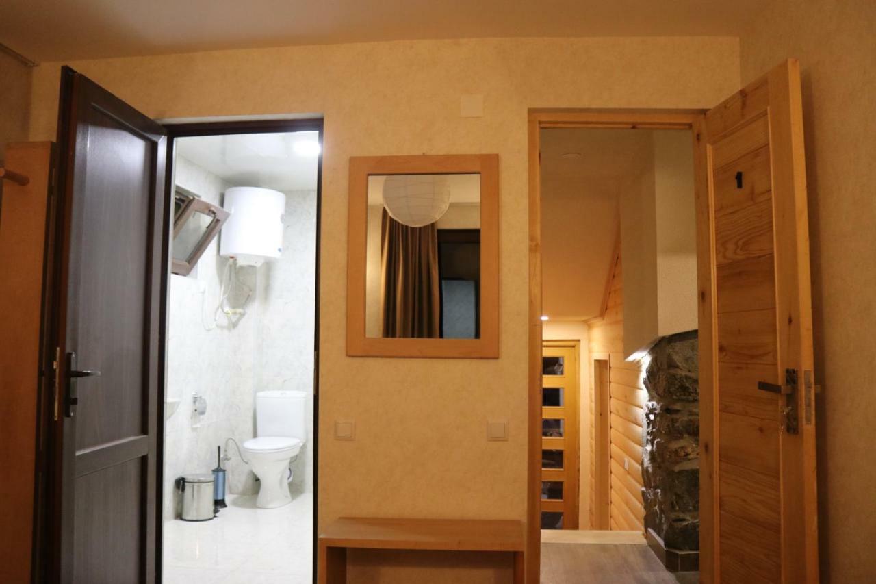 Mestia Panorama Bagian luar foto