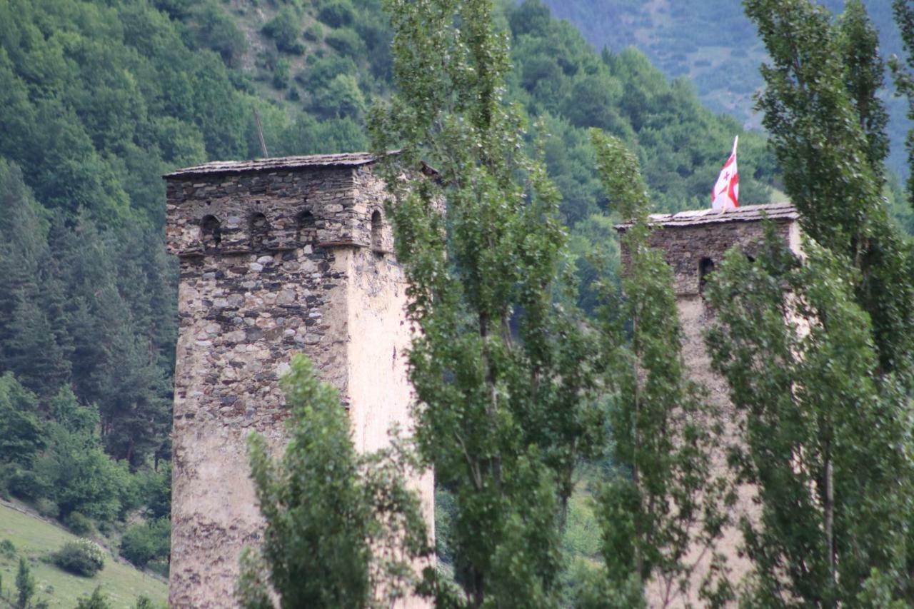 Mestia Panorama Bagian luar foto